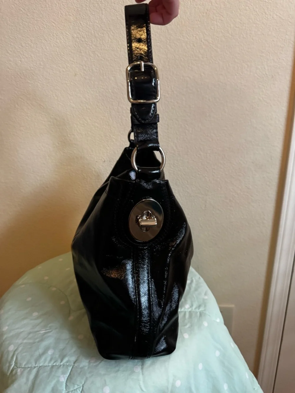 Coach Peyton black patent leather hobo purse 19755